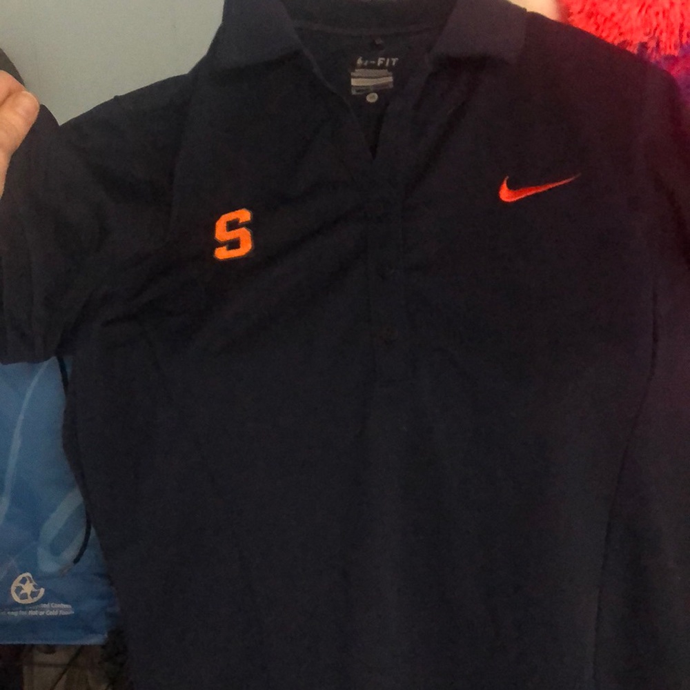 SU golf polo
